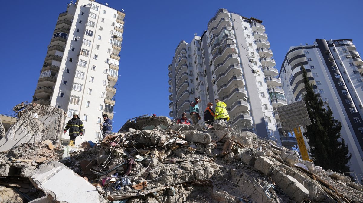 V Istanbulu se může při silném zemětřesení zřítit 90 tisíc budov